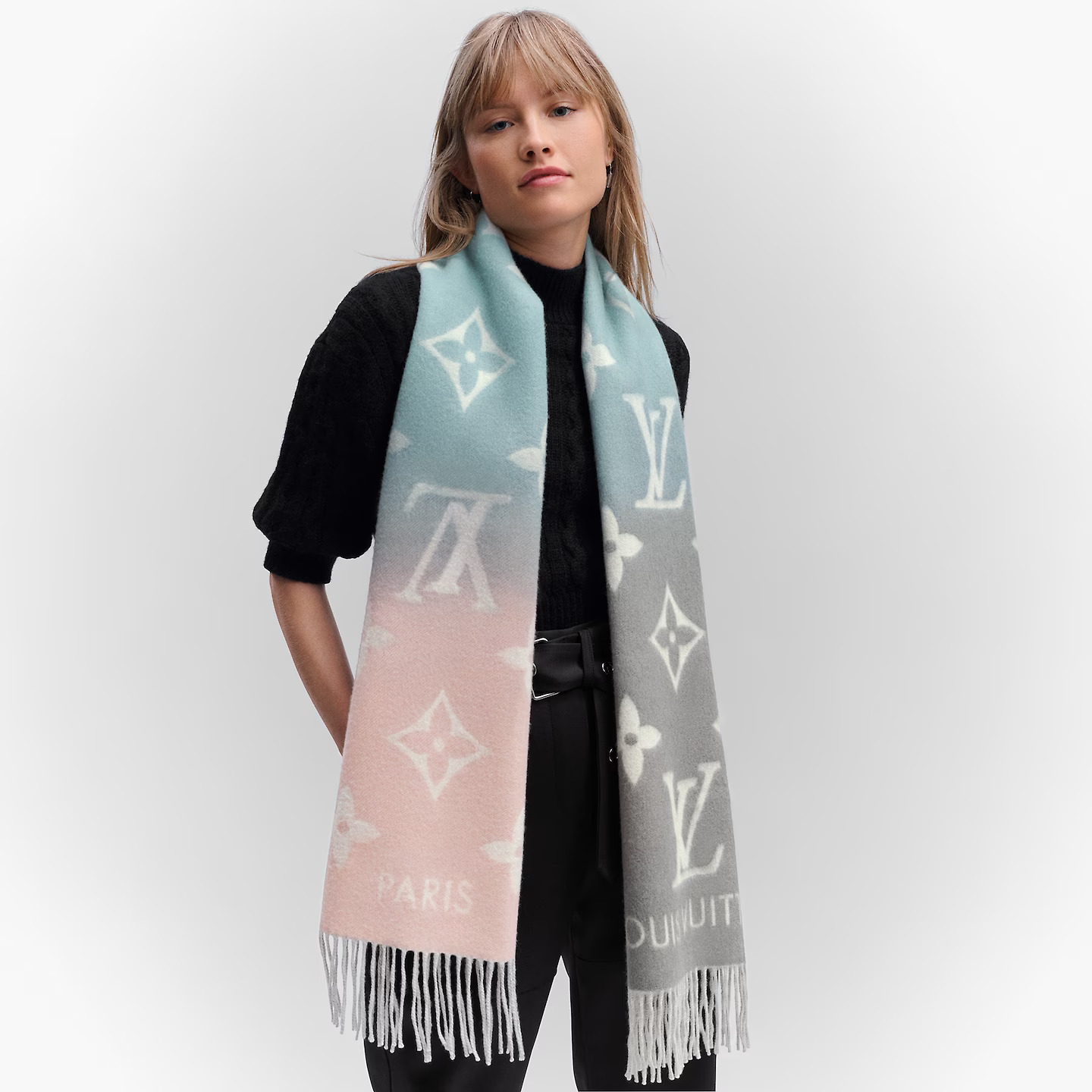 Louis Vuitton Bleu Rose M70868 Reykjavik Gradient Scarf Louis Vuitton Bleu Rose M70868 Reykjavik Gradient Scarf