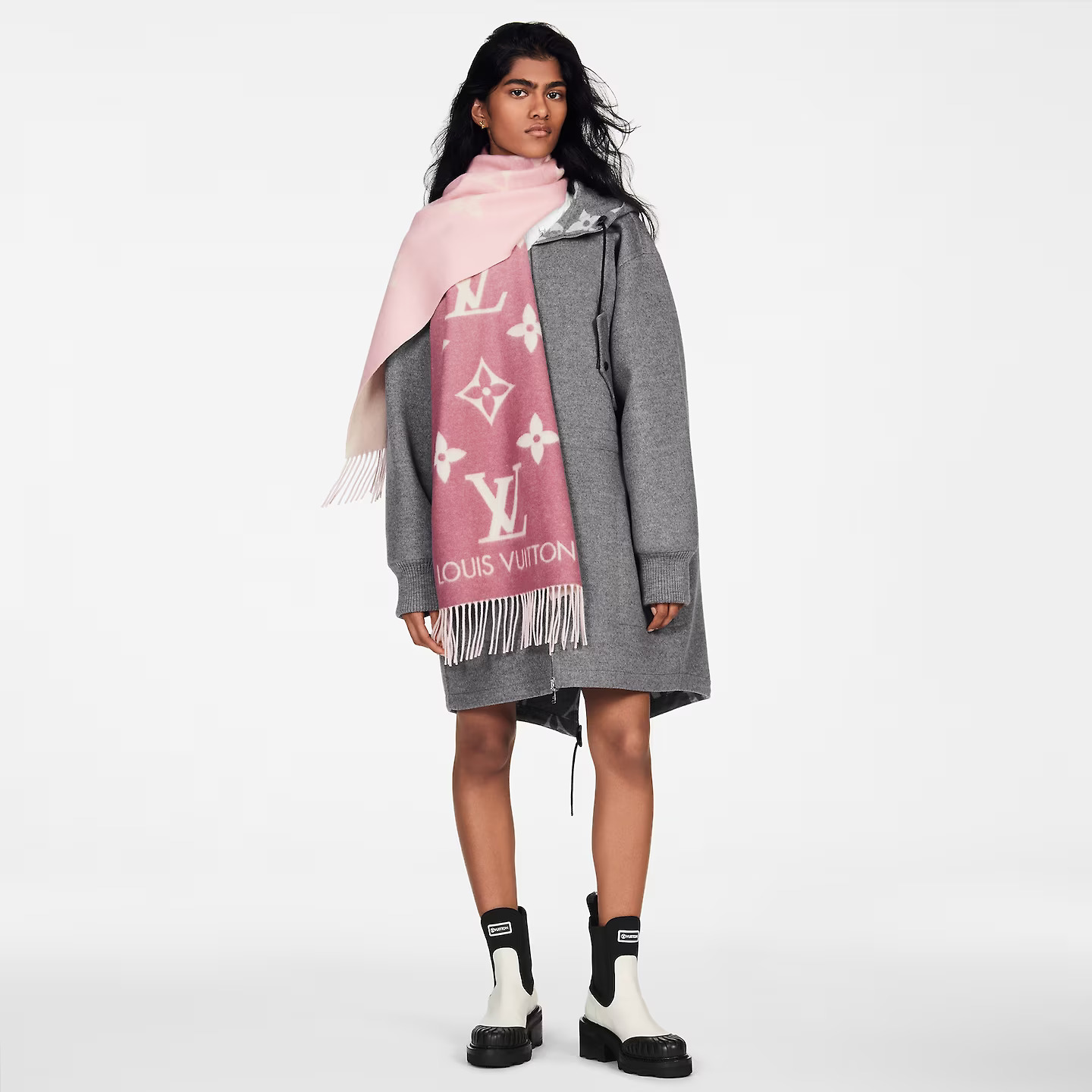 Louis Vuitton Light Pink M77375 Reykjavik Gradient Scarf Louis Vuitton Light Pink M77375 Reykjavik Gradient Scarf