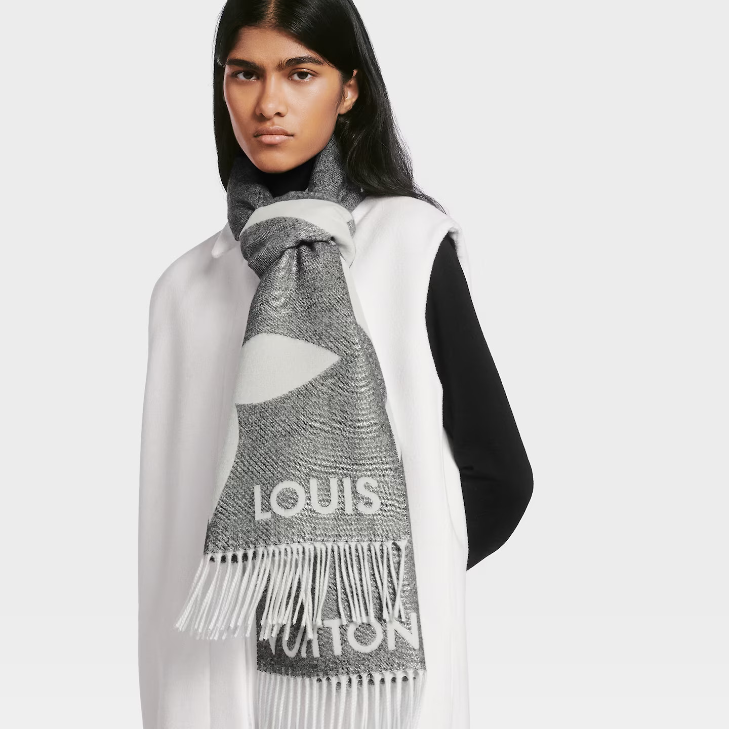 Louis Vuitton M78120 Ultimate Shine Scarf Louis Vuitton M78120 Ultimate Shine Scarf