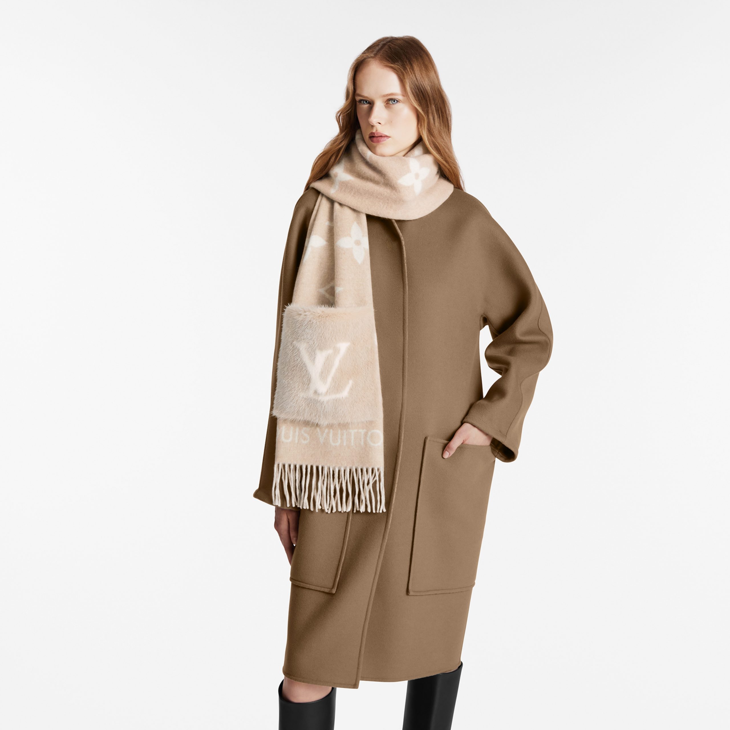 Louis Vuitton M74354 Cold Reykjavik Beige Scarf Louis Vuitton M74354 Cold Reykjavik Beige Scarf