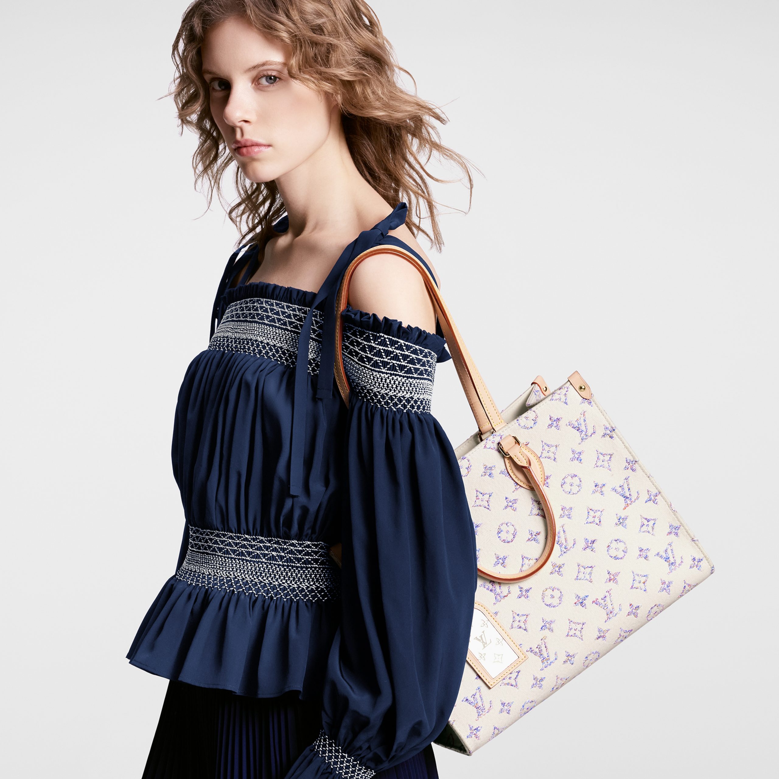 Louis Vuitton M24708 OnTheGo MM Multicolor Beige Louis Vuitton M24708 OnTheGo MM Multicolor Beige