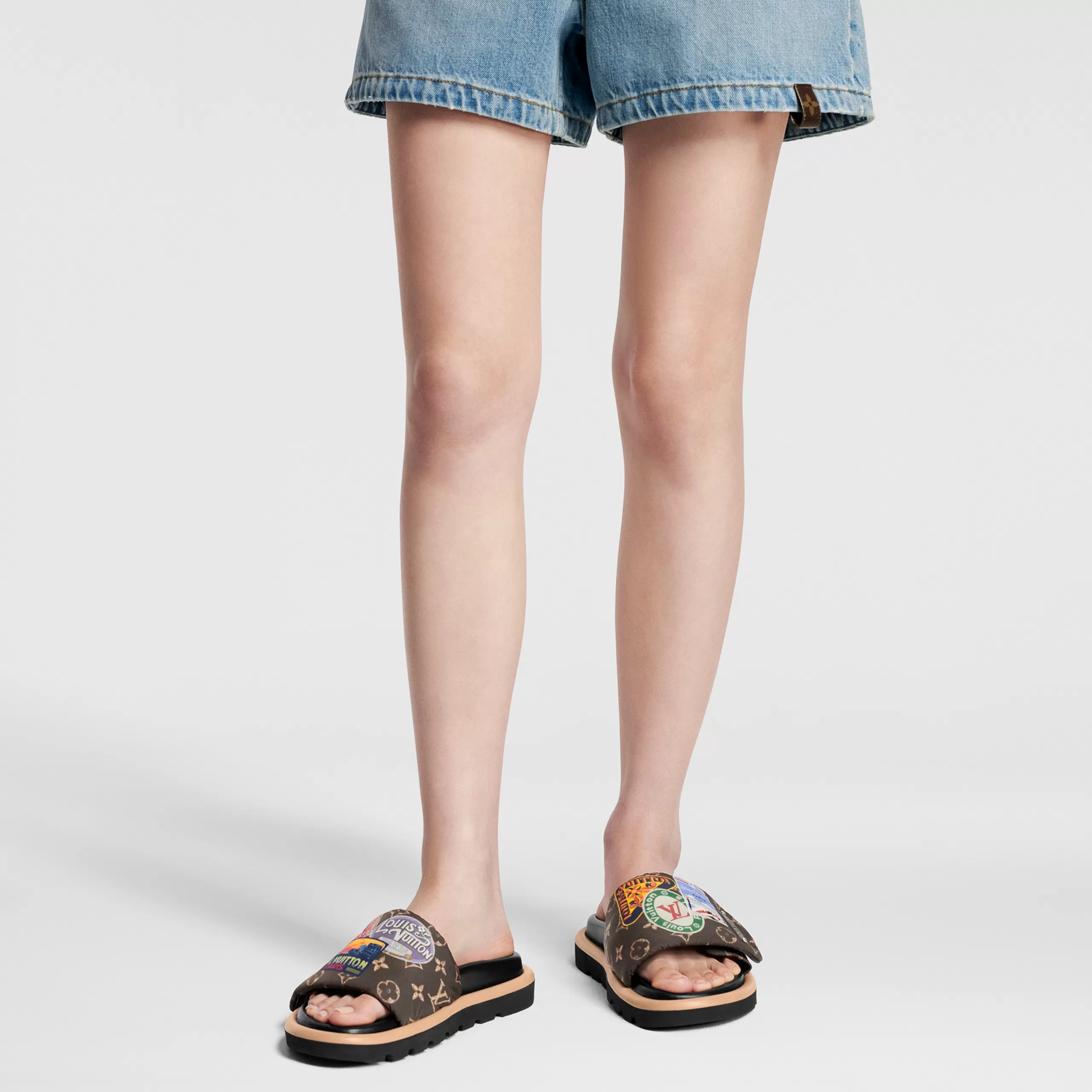 Louis Vuitton 1ACTDU Pool Pillow Comfort Mule Monogram Louis Vuitton 1ACTDU Pool Pillow Comfort Mule Monogram