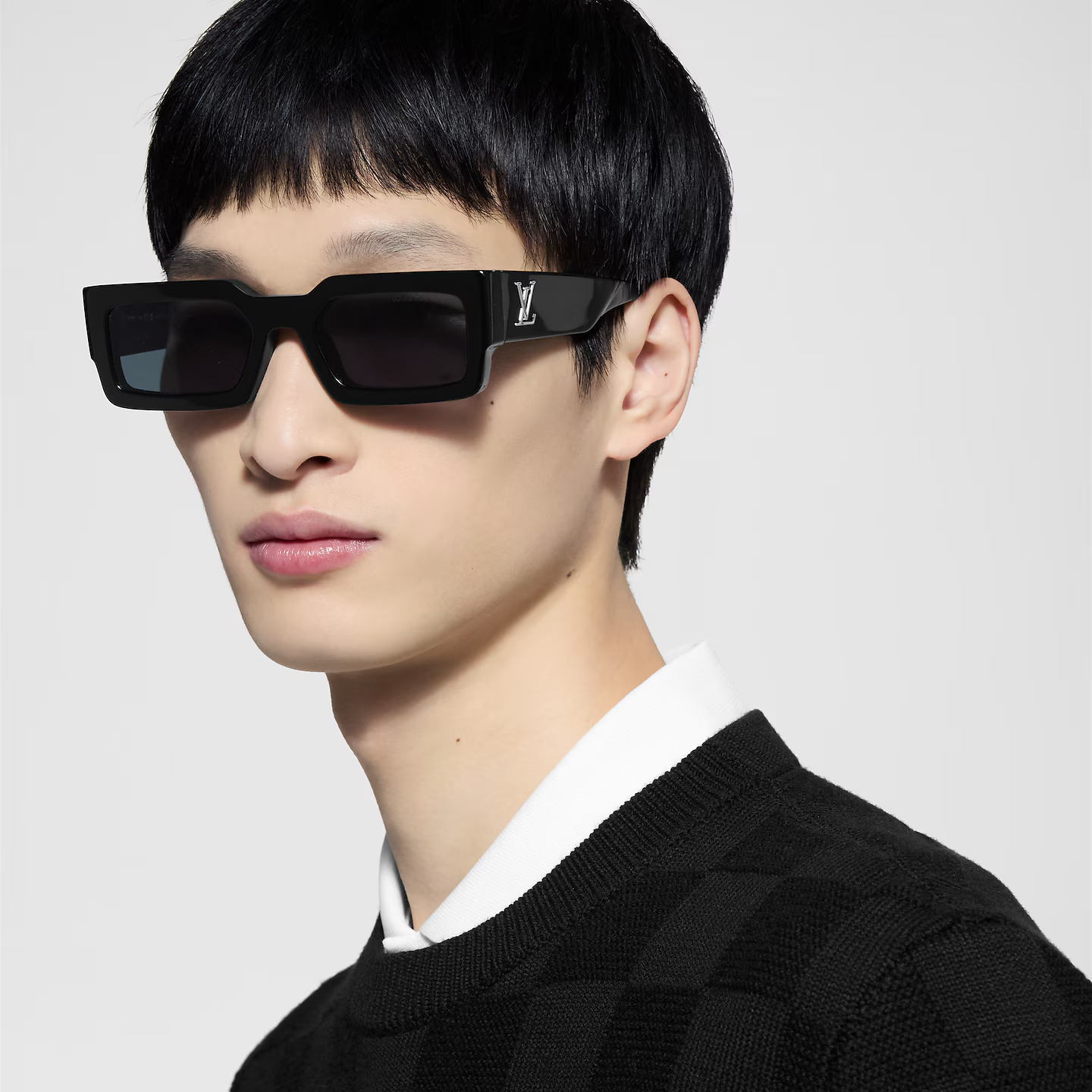 Louis Vuitton Z1910E LV Clash Low Square Sunglasses Louis Vuitton Z1910E LV Clash Low Square Sunglasses
