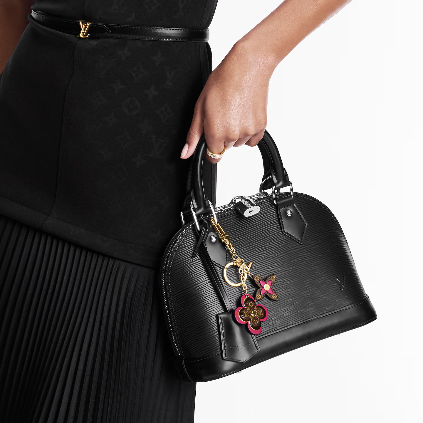 Louis Vuitton M63084 Blooming Flowers Bag Charm and Key Holder Louis Vuitton M63084 Blooming Flowers Bag Charm and Key Holder